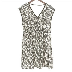 🍁 Black & white Ikat Fit & Flare Dress